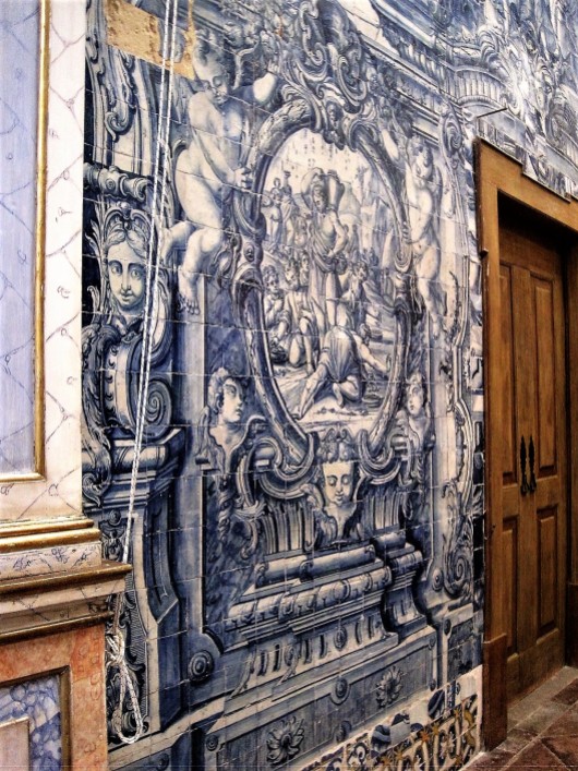 Azulejo panel in Santa Maria church